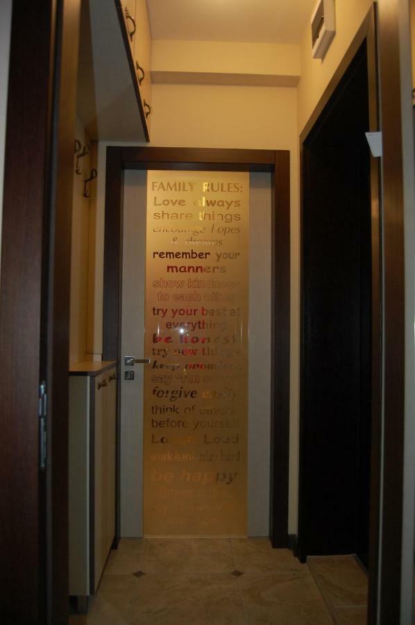 7Nla Apartment Varna Bagian luar foto