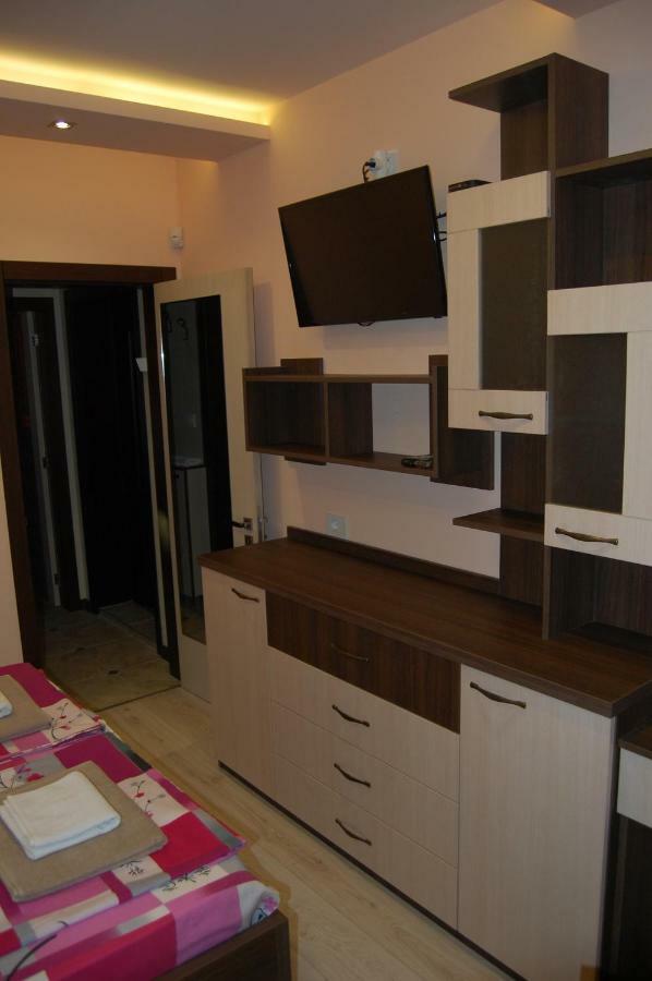 7Nla Apartment Varna Bagian luar foto