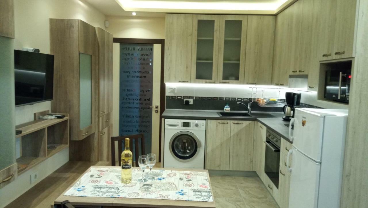 7Nla Apartment Varna Bagian luar foto